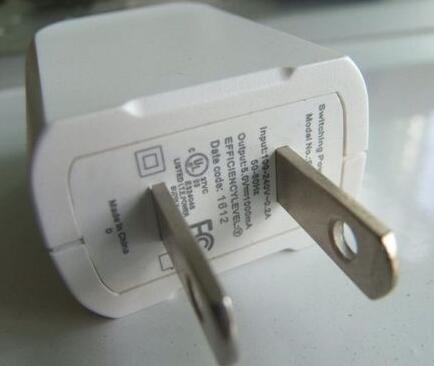 適配器激光打標樣品3 適配器激光打標樣品3