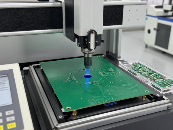 FPC銅基板激光微孔加工 (8)